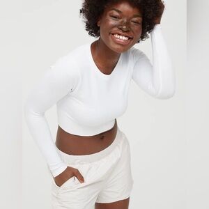 Aerie Offline Sidewalk Seamless white long sleeve cropped t-shirt top L large